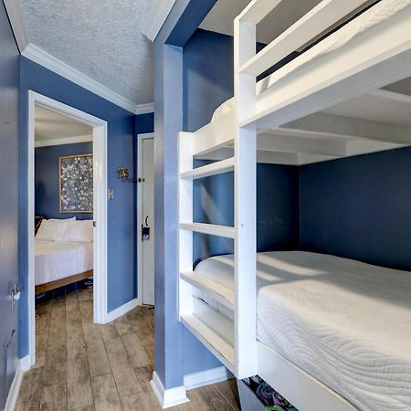 Apartamento Beautiful Ocean Views At The Victorian Galveston Exterior foto