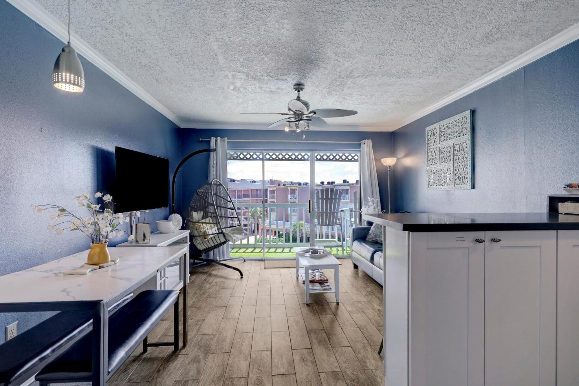 Apartamento Beautiful Ocean Views At The Victorian Galveston Exterior foto